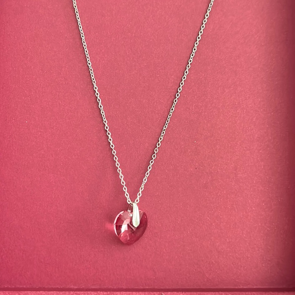 NWT Pink Swarovski Crystal Silver Toned Necklace